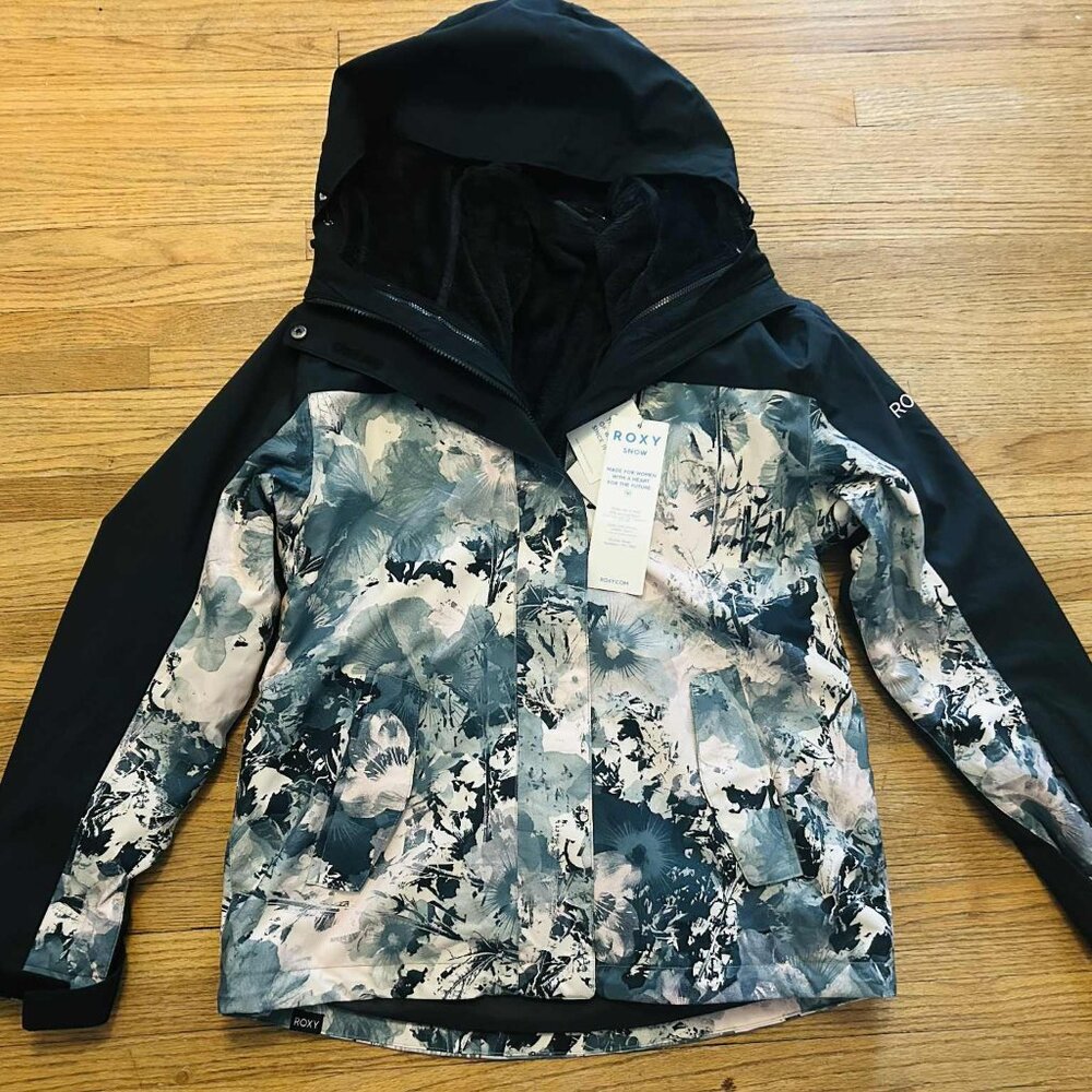 New w/tag Roxy 3 in 1 snow jakcet size S $240